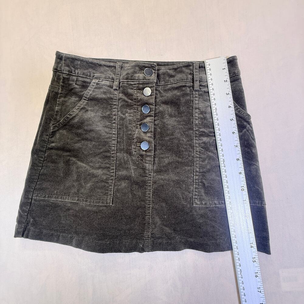 forever 21 women's mini skirt size M Dark green corduroy button front casual Y2K - Picture 8 of 12